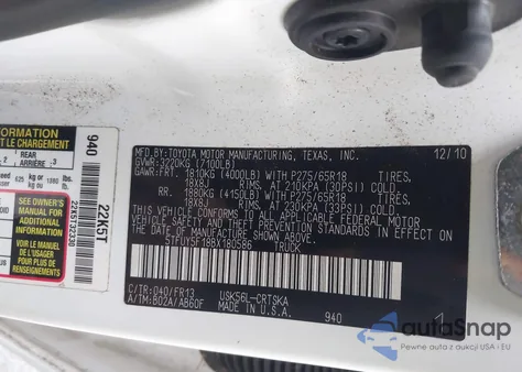 2011 Toyota Tundra Grade 5.7L V8 z USA, uszkodzony, nr VIN 5TFUY5F18BX180586